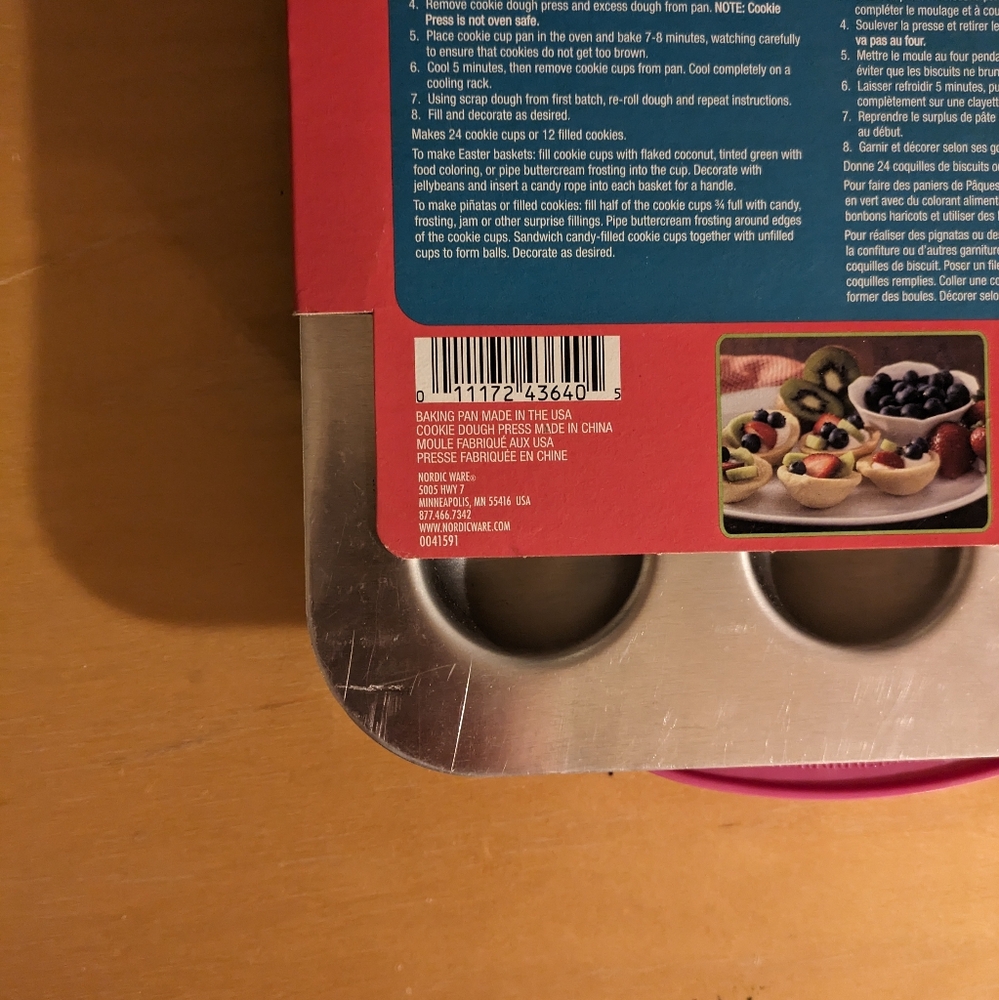 Nordic Ware bundle, 2 pieces, New - Picture 6 of 9